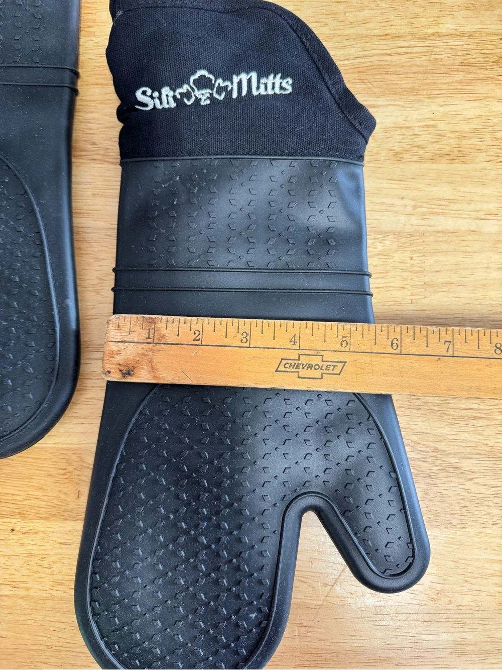 Sili-Mitts Silicone Heat-Resistant Oven Mitts Black 1 pair, left and right